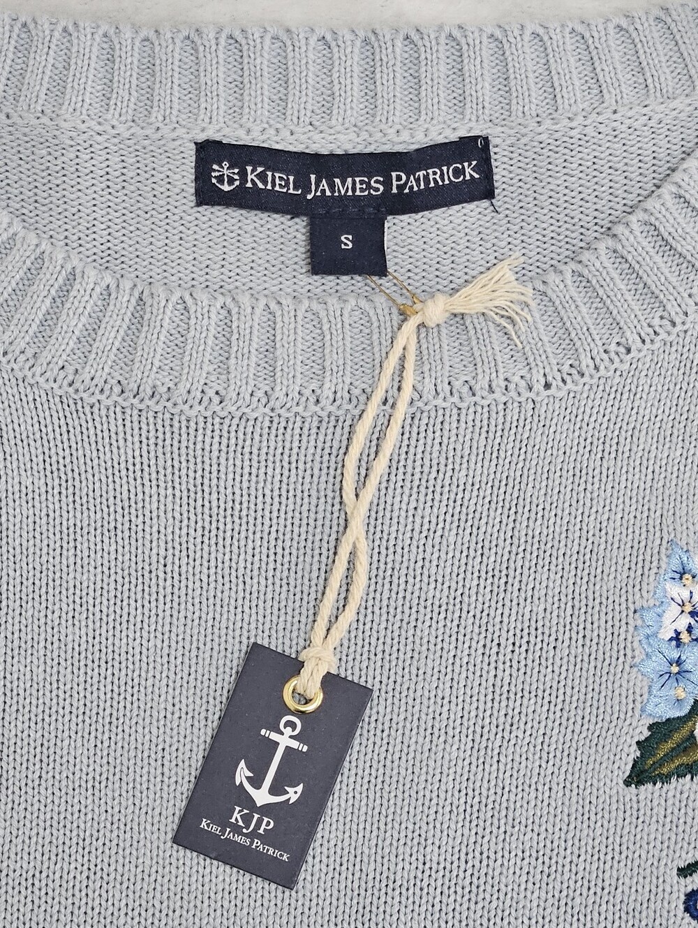 NEW Kiel James Patrick Hydrangea Embroidered Monogram Sweater Size S - Picture 10 of 11